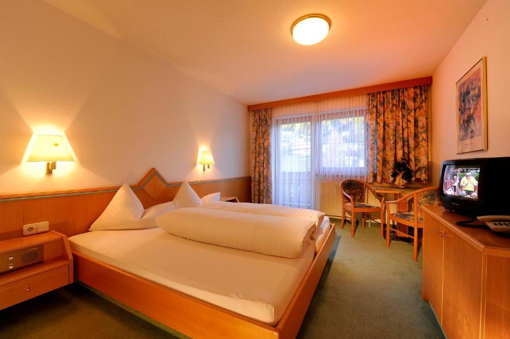Hotel Belmont Fiss Quarto foto